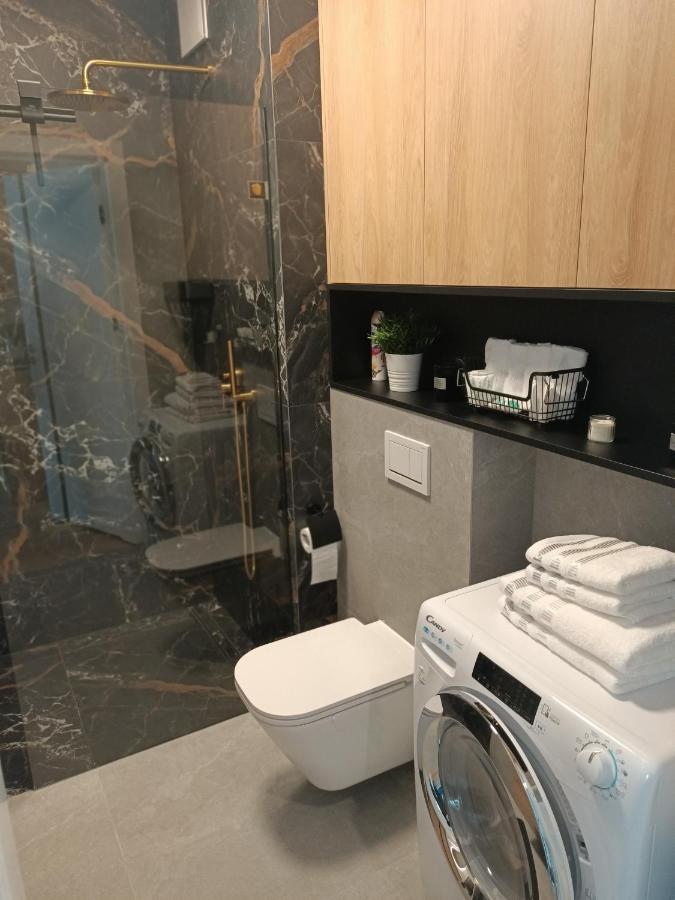 Apartament Maris Gdynia - Srodmiescie - Klimatyzacja - Prywatny Parking Экстерьер фото